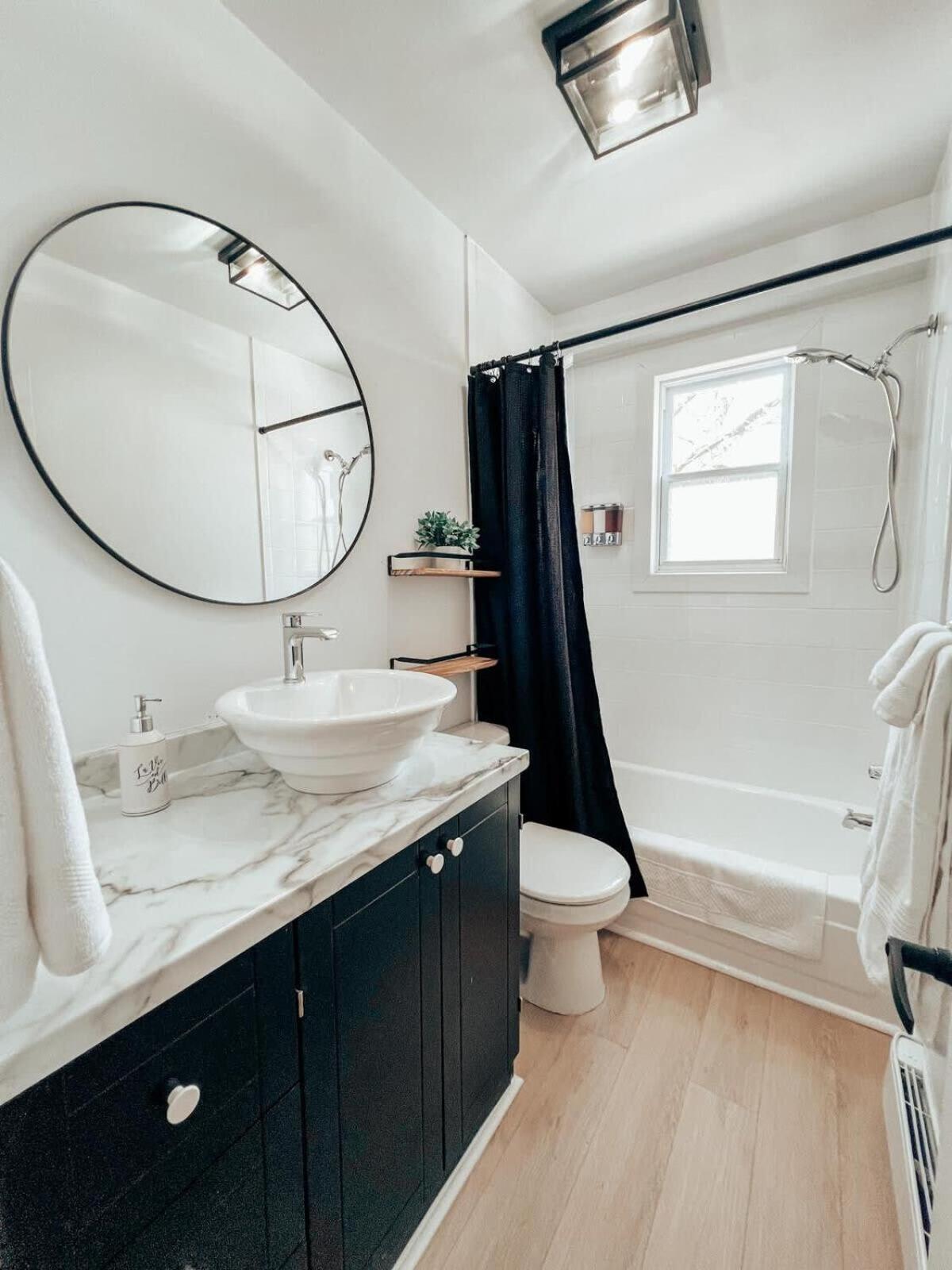 Апартаменты Loft Le Petit Bonheur Limoilou! Квебек Экстерьер фото